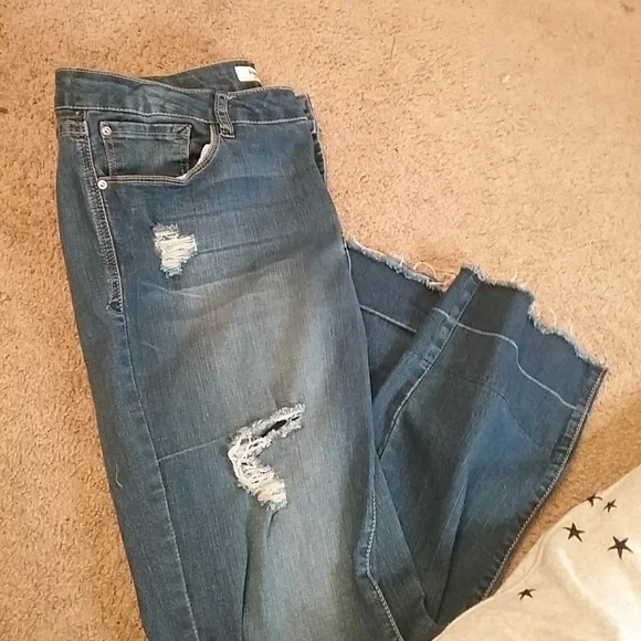 SOLD MERCARI-Kensie Distressed Skinny Jeans - Picture 7 of 7
